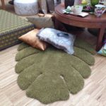 Teppich in Blattform zum kuscheln